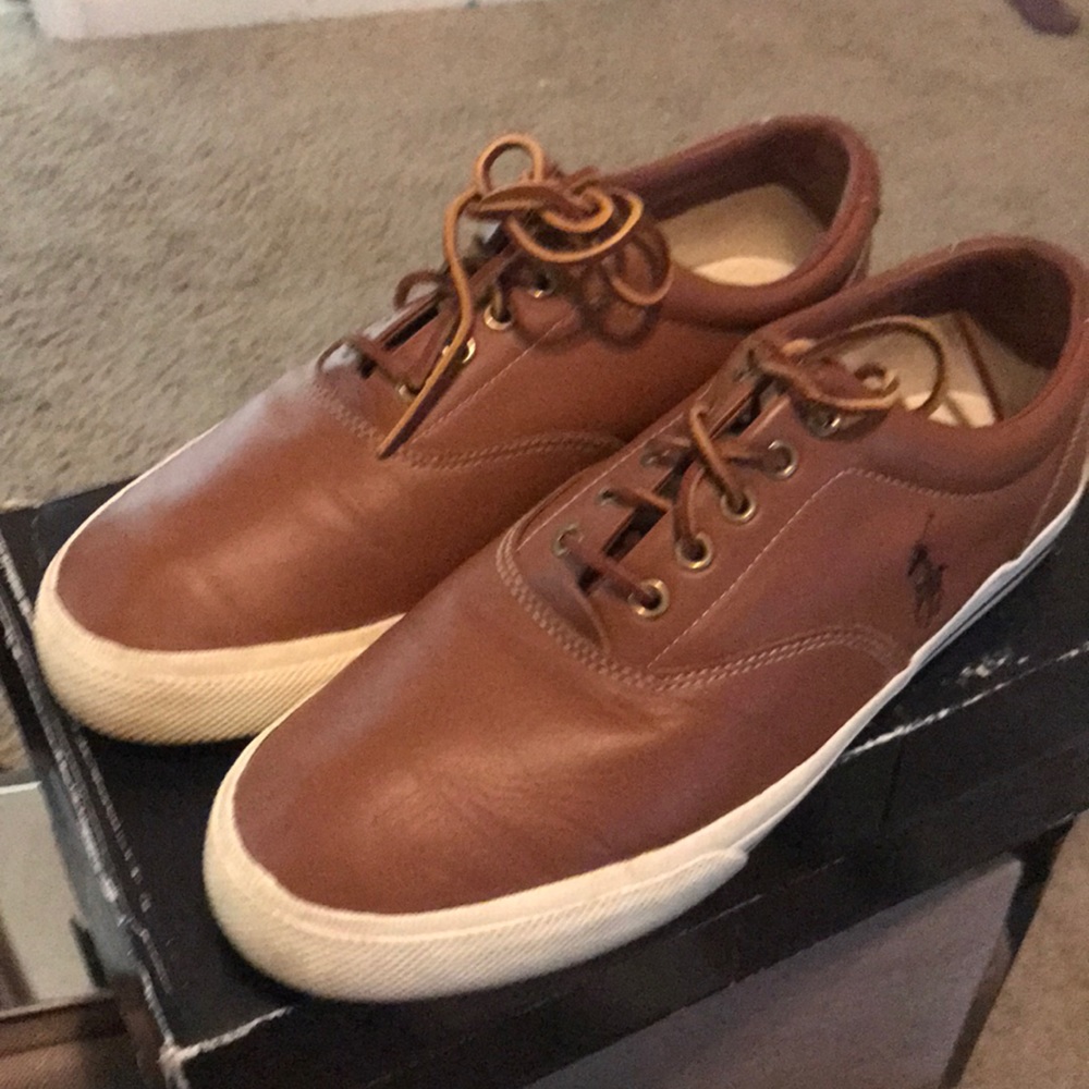 Men’s polo shoes